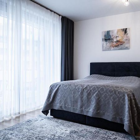 Luxury City Centre Apartment プラハ エクステリア 写真