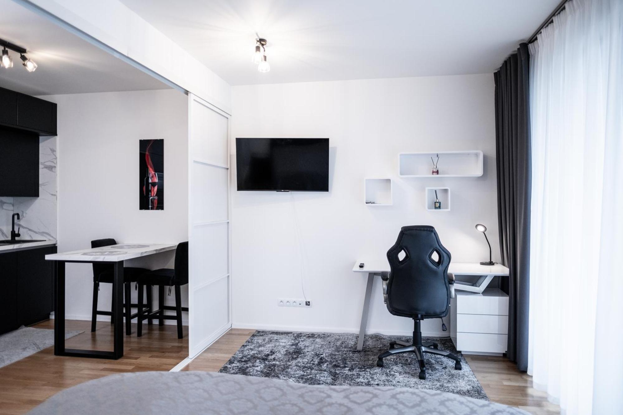 Luxury City Centre Apartment プラハ エクステリア 写真