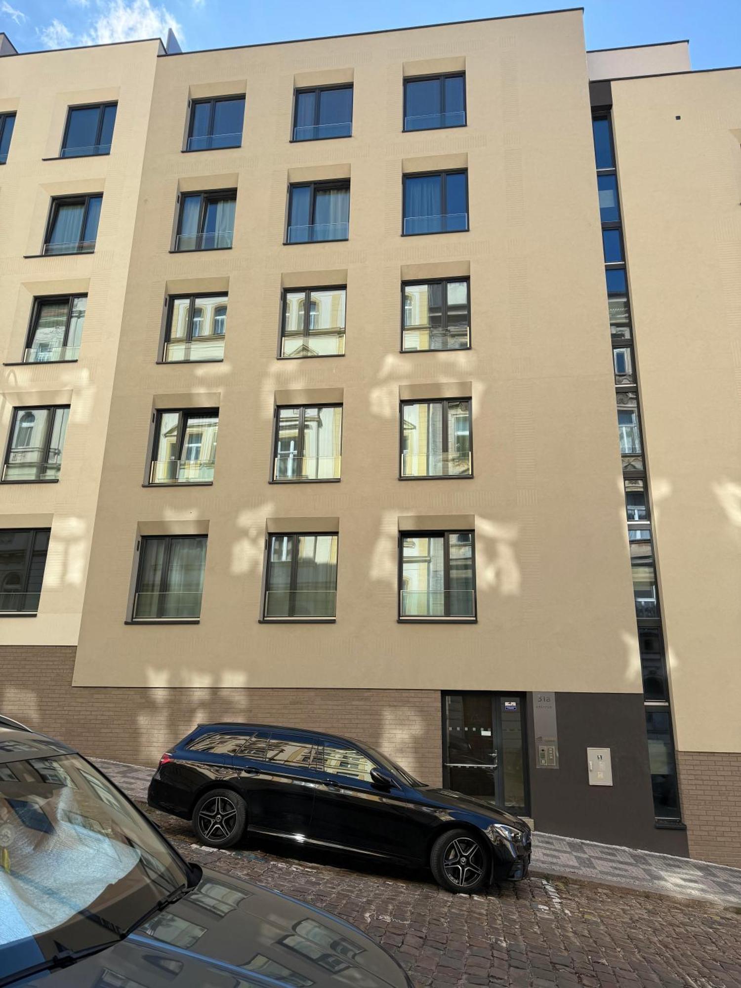 Luxury City Centre Apartment プラハ エクステリア 写真
